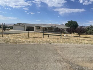 18941 Chinook St, Tehachapi, CA 93561