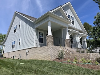 7312 Lake Rd NW, Fairview, TN 37062