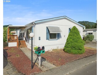 77500 S 6th St Unit C12, Cottagegrove, OR 97424