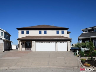 709 Pier 3, Lincoln, NE 68528