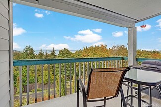 28602 16th Ave S Unit 302, Federal Way, WA 98003