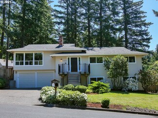 10656 SE 99th Dr, Happy Valley, OR 97086
