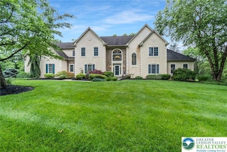 60 Melchor Dr, Easton, PA 18042