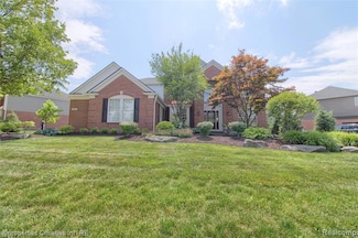 18026 Stonebrook Dr, Northville, MI 48168