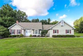 25 Valley Park Dr, Spencerport, NY 14559