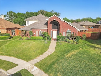 2018 Carillon Ln, Carrollton, TX 75007