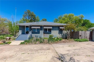 1727 S Jenkins Ave, Norman, OK 73072