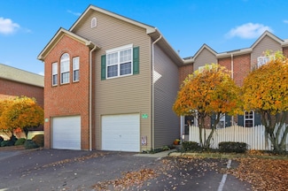 810 Mystic Pointe Dr, Lewis Center, OH 43035