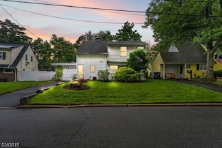 90 Ridge Rd, Colonia, NJ 07067