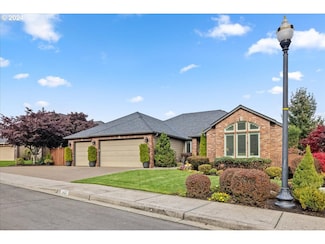 1627 NW 35th Cir, Camas, WA 98607