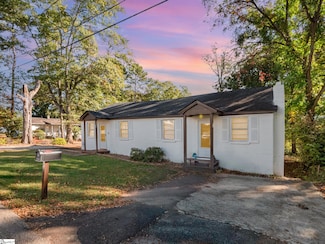 17 Bridwell Ave, Greenville, SC 29607