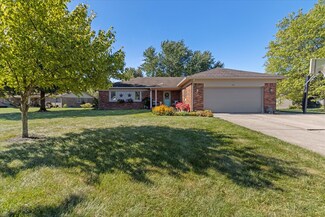 506 Swan Dr, Fortville, IN 46040