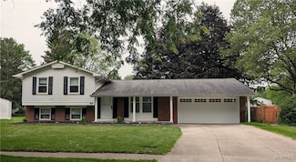 88 Philip Dr, Buffalo, NY 14228