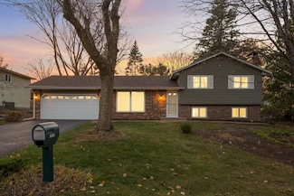 10134 Utah Ave S, Bloomington, MN 55438