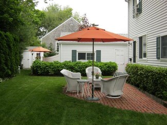 48 Freeman St, Harwich Port, MA 02646