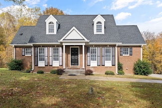 1719 Wynnewood Dr, Chapmansboro, TN 37035