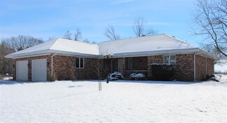 104 Apple Ct, Winona Lake, IN 46590