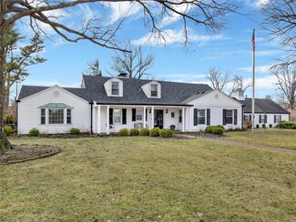 22 Maryhill Dr, Saint Louis, MO 63124