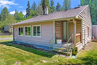 14058 20th Ave NE, Seattle, WA 98125