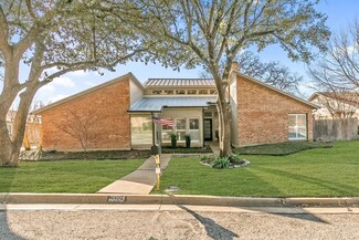 2004 Longbranch Ct, Arlington, TX 76012