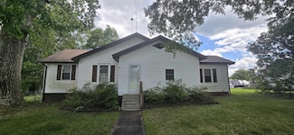 12 1st St, Inman, SC 29349