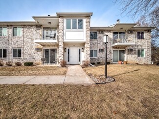 96 Ponwood Cir Unit A, Madison, WI 53717