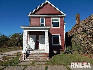 1410 W 4th St, Davenport, IA 52802