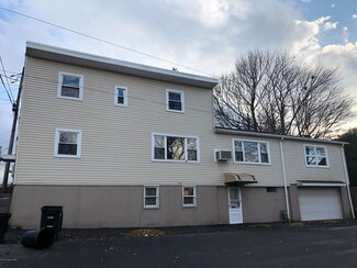 118 E 10th St, Hazleton, PA 18201
