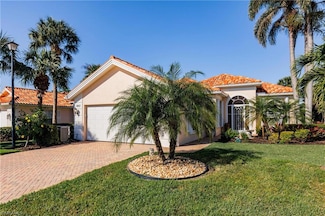3957 Isla Ciudad Ct, Naples, FL 34109