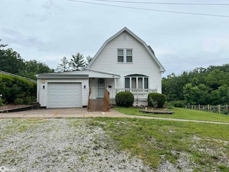 1220 Elm St, Hamilton, IL 62341