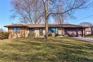 7143 El Rancho Ave, Windsor Heights, IA 50324