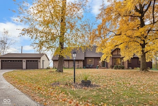 1309 Forest Dr, Frankfort, IN 46041