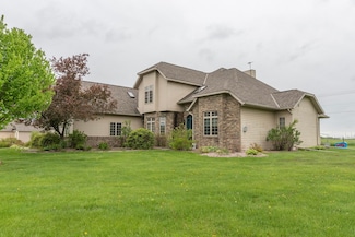 315 N 7th St, Colby, WI 54421
