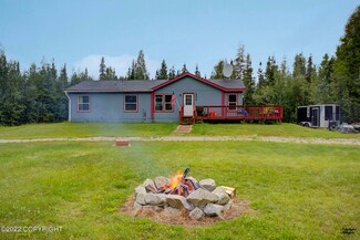 2275 Redstone Rd, North Pole, AK 99705