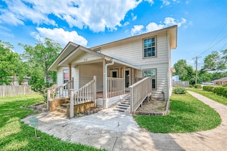 515 Austin St, Richmond, TX 77469
