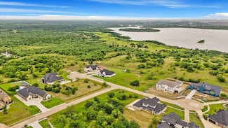 1098 Periwinkle Ct, Grand Prairie, TX 75104