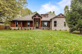 104 Missouri Ave, Nixa, MO 65714