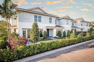 558 Sanderling Cir, Deerfield Beach, FL 33442