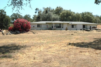 30717 Seminole Dr, Coarsegold, CA 93614