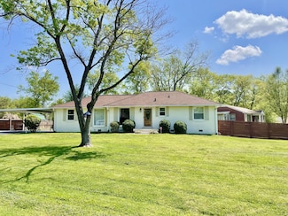 2519 David Dr, Nashville, TN 37214
