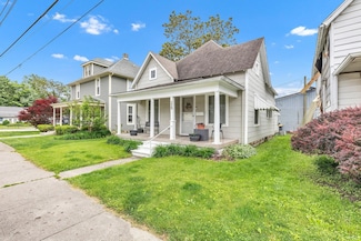229 E Washington St, Tipton, IN 46072