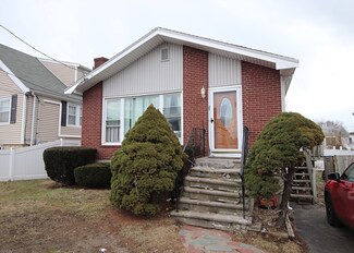 25 Steeple St, Revere, MA 02151