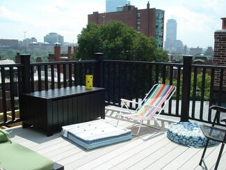 14 Chestnut St Unit 4, Boston, MA 02108