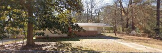 4235 Crescent Place, Jackson, MS 39206