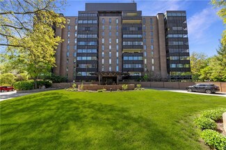 3131 Fleur Dr Unit 206, Des Moines, IA 50321