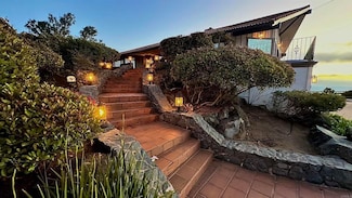 9614 Meadow Mesa Dr, Escondido, CA 92026