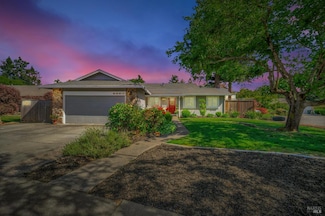 2260 Nightingale Dr, Santa Rosa, CA 95403