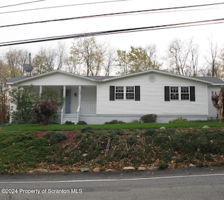 645 Oak St, Taylor, PA 18517