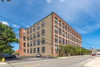 33 Maplewood Ave Unit 310, Gloucester, MA 01930