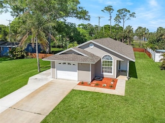 2946 1st Ln, Vero Beach, FL 32968